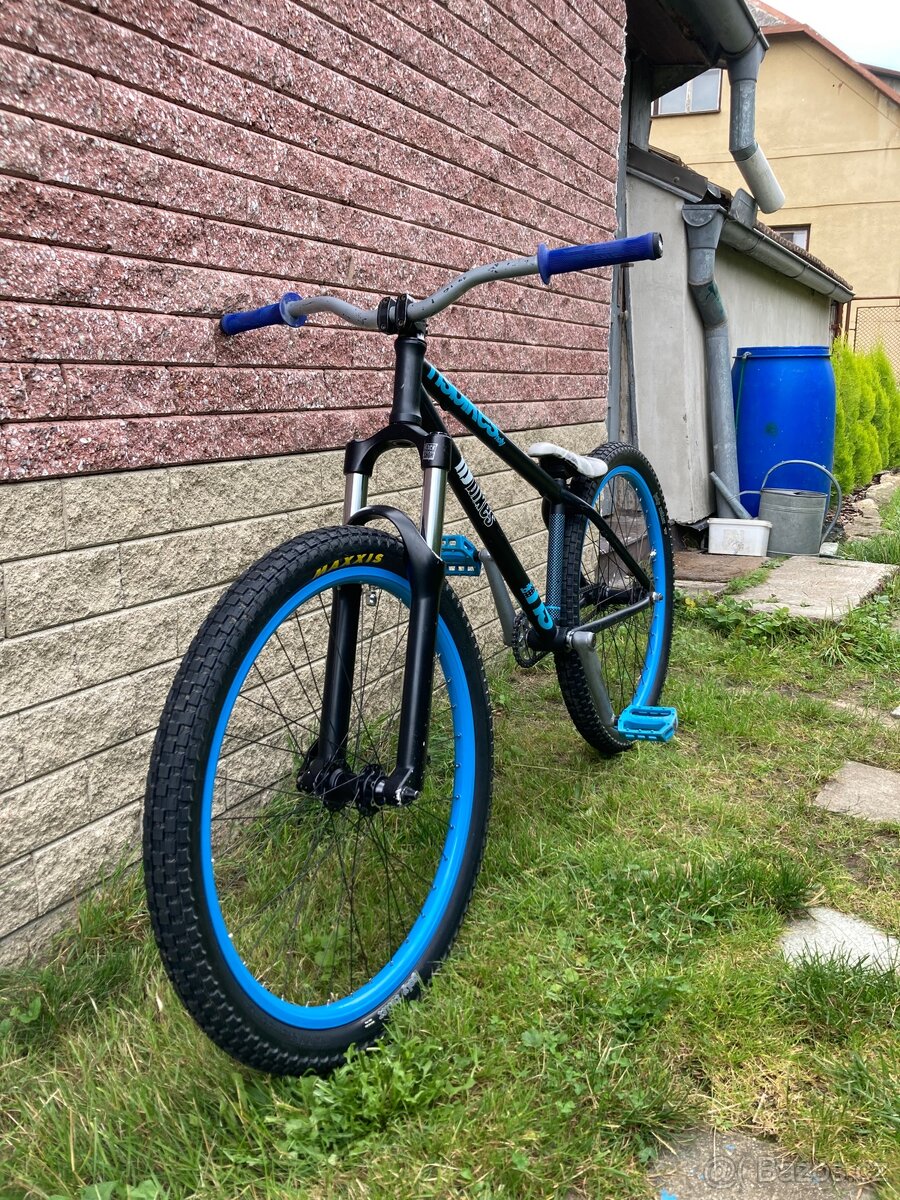 Dirtové kolo NS Bikes Holy 1