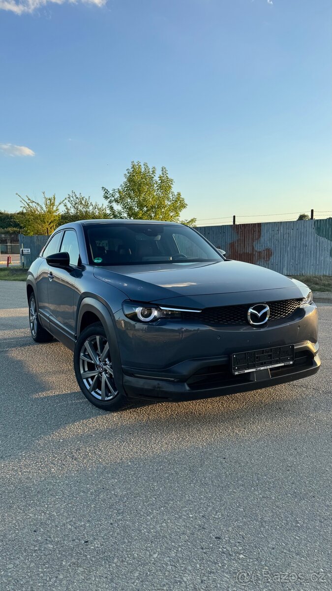 Na prodej Mazda mx-30 16 500km