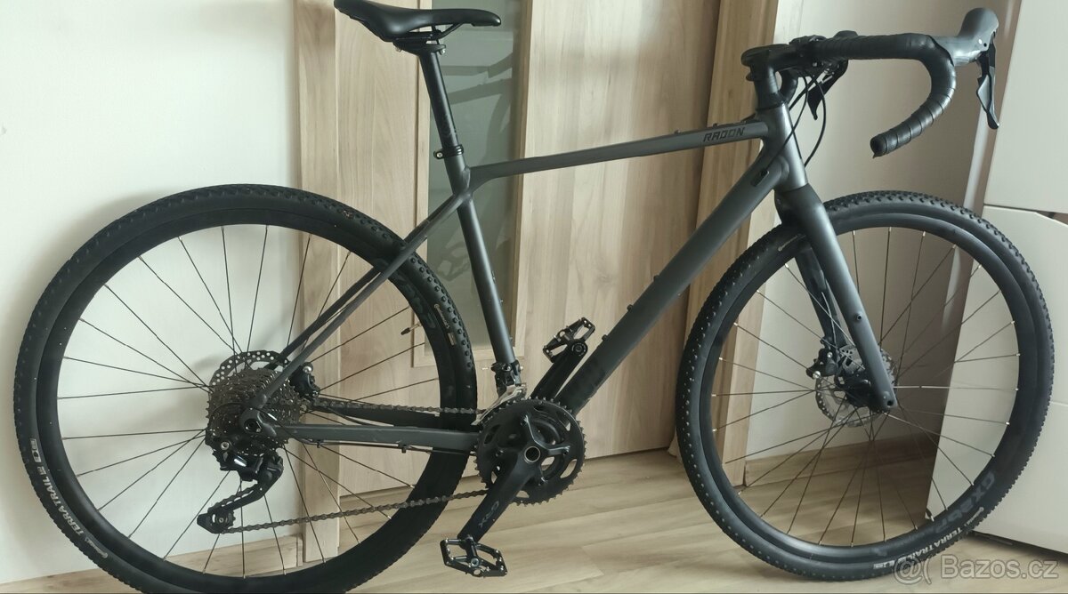 Damsky Gravel Radon regard 2023 velikost S