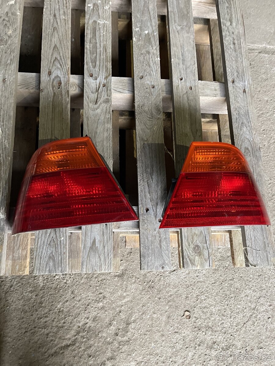 ZADNÍ SVĚTLA BMW E46 COUPE