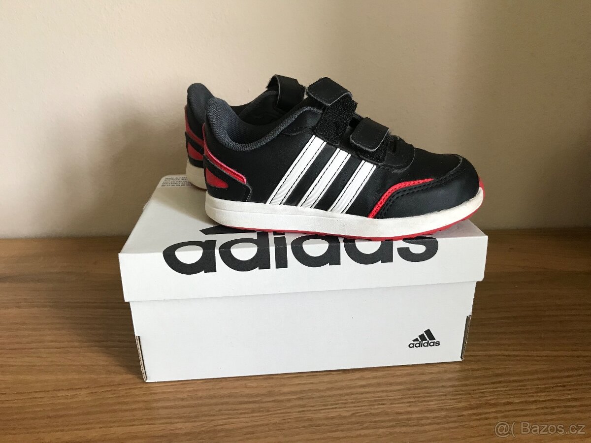 Adidas tenisky, běh - dětské - vel. 26. - NOVÉ