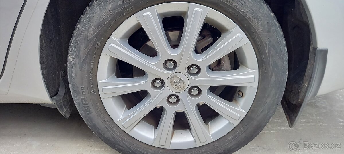 Originální alu kola Toyota Auris , 205/55 R16