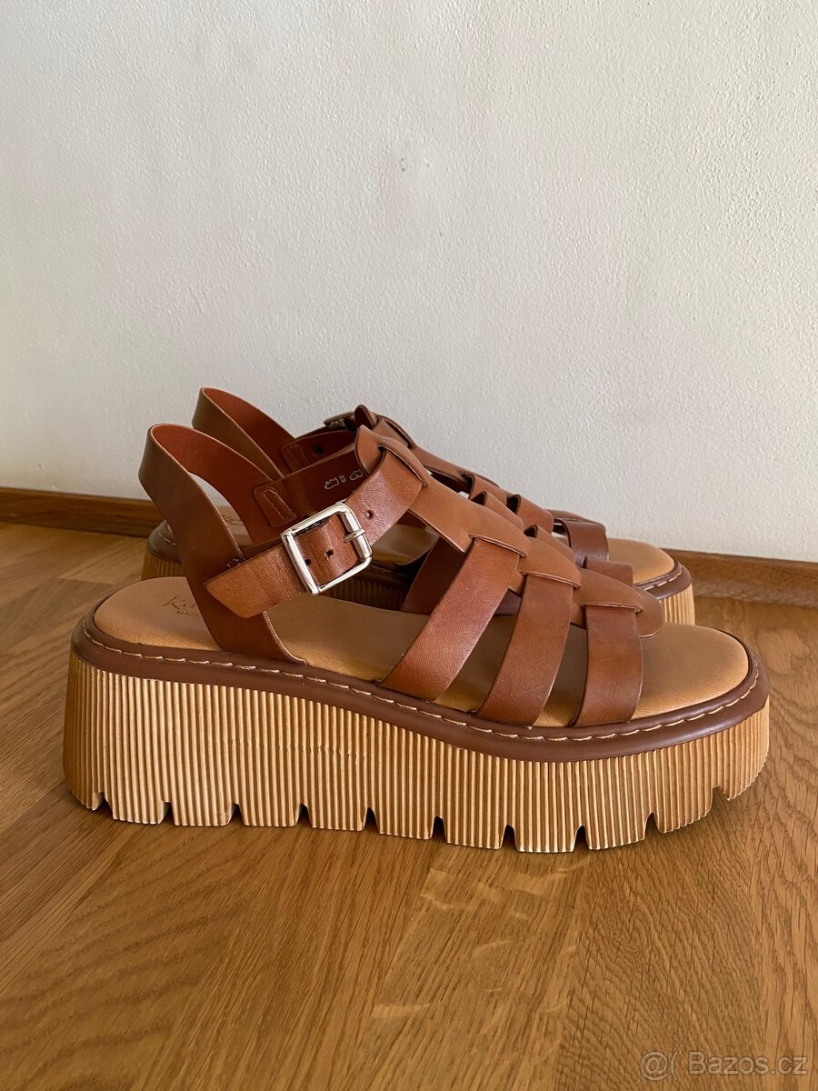 Dámské kožené sandálky na platformě Kate Gray vel.41