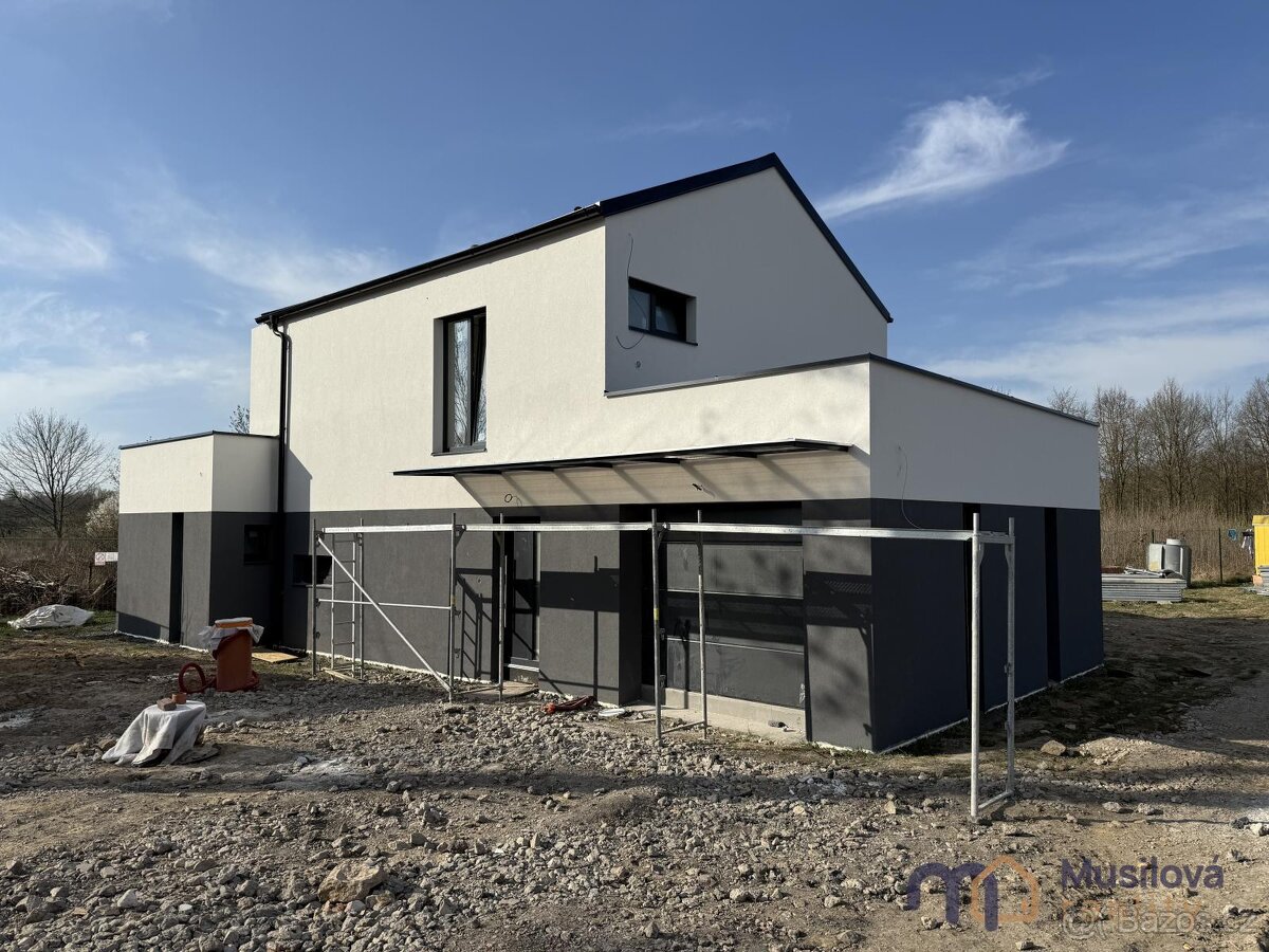 Prodej rodinného domu 150 m, pozemek 700 m