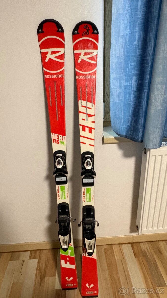 Juniorské lyže Rossignol Hero FIS SL