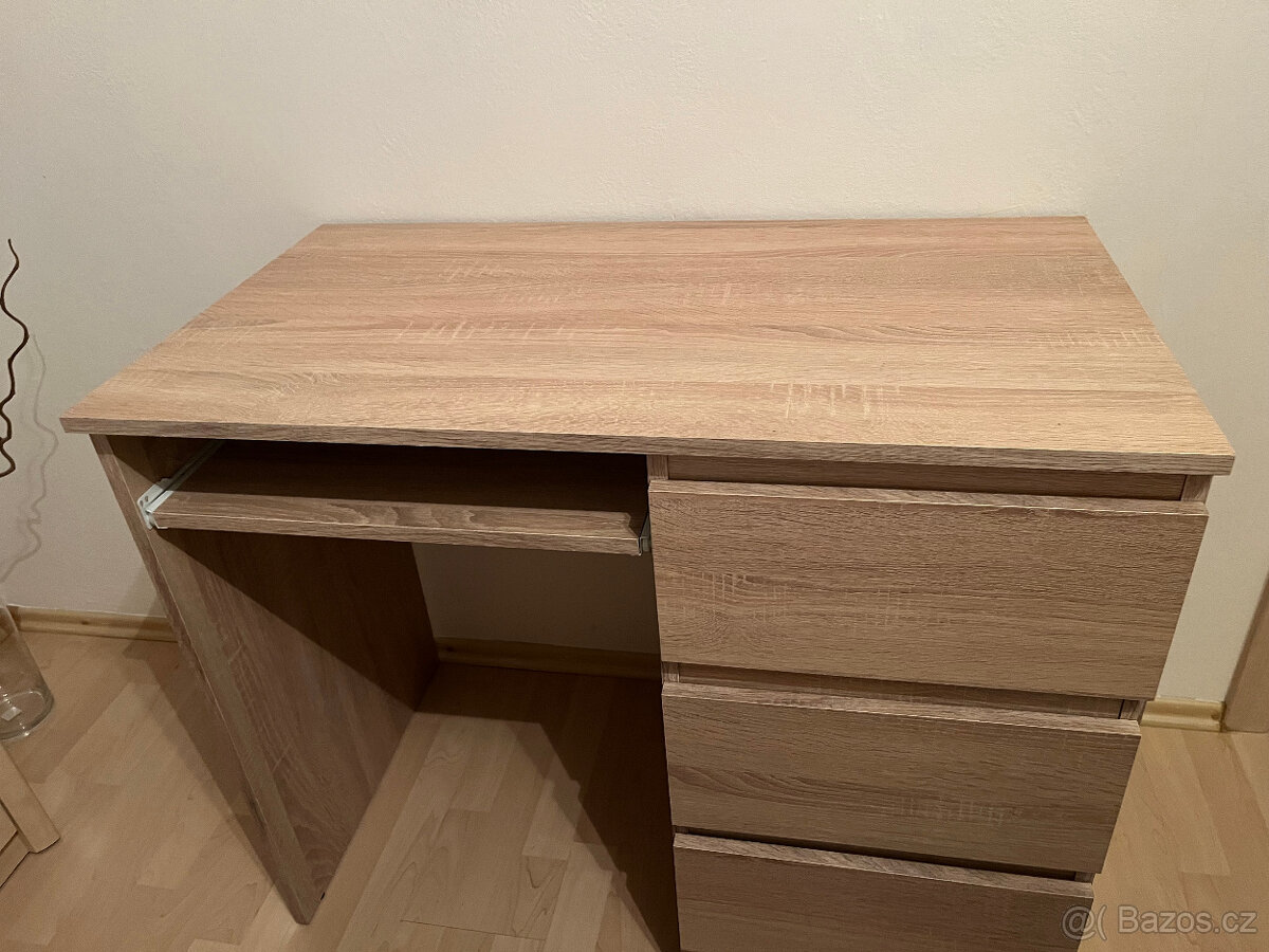 Psací (PC) stůl