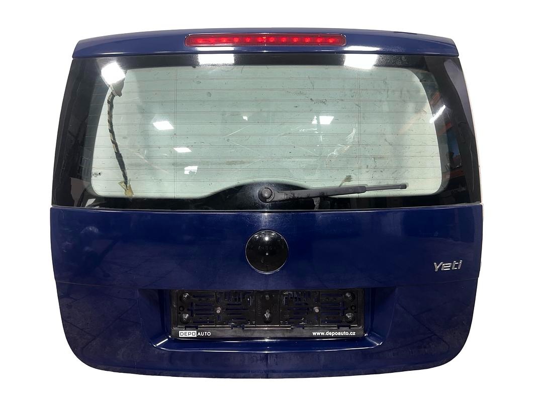 Páté dveře tmavě modrá LF5A Škoda Yeti 5L r.v. 2013