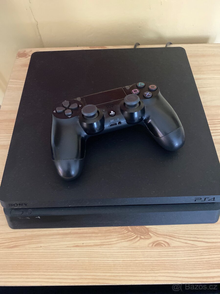 Sony PlayStation 4 Slim