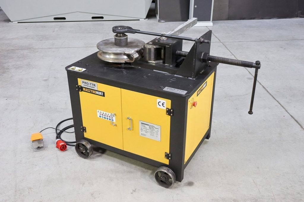 Ohýbačka trubek a profilů PRO.77.S. S.