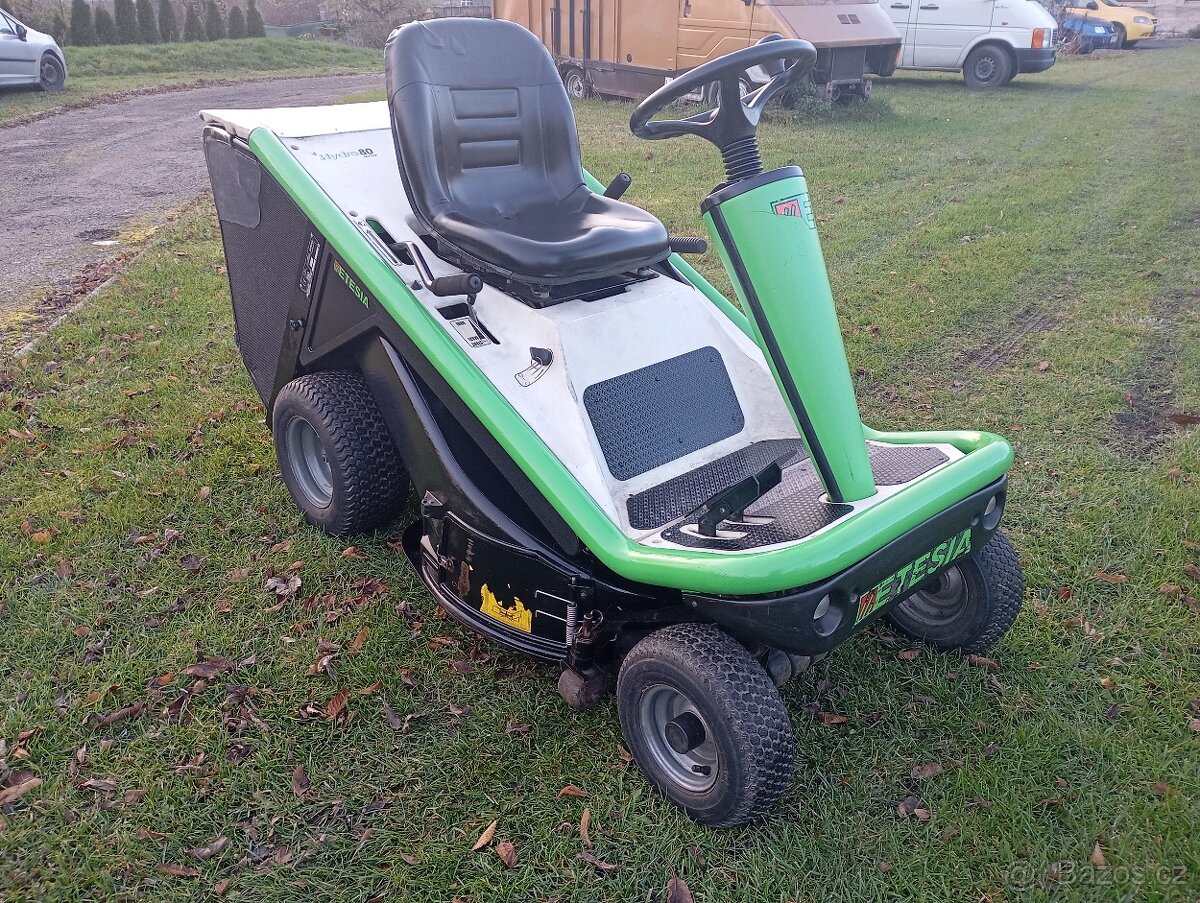 Etesia Bahia ( dvouválec Kawasaki)