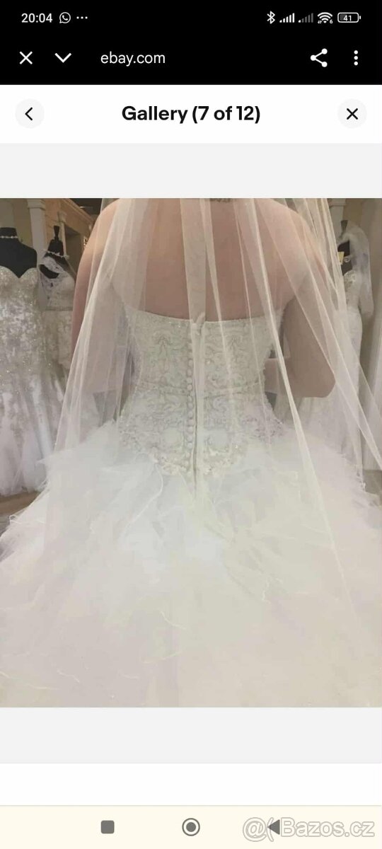 svatebni šaty z vleckou