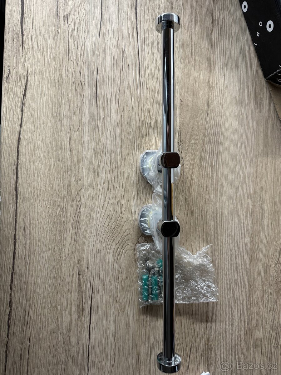 Držák toaletního papíru