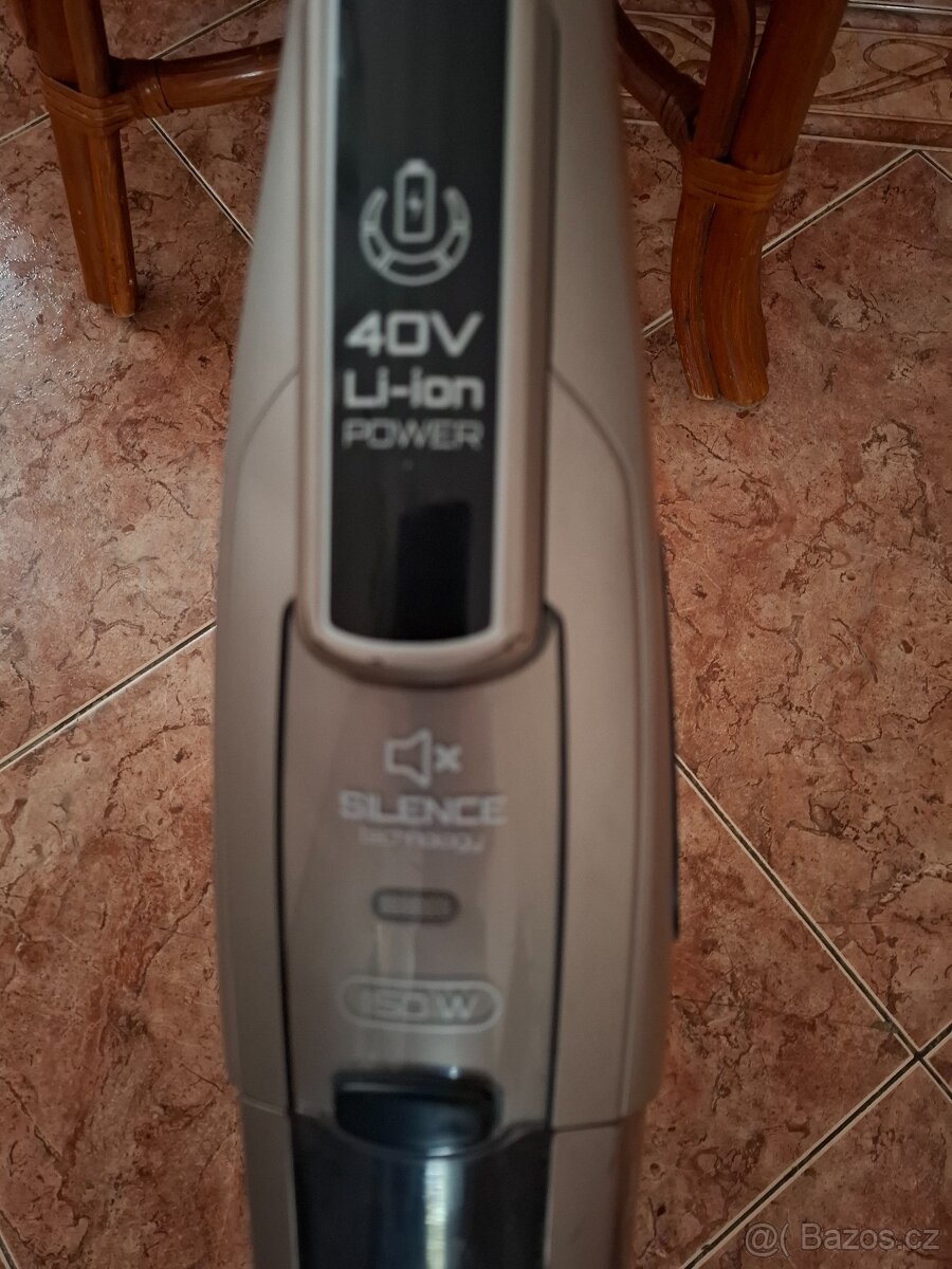 Tyčový vysavač Eta Fortelo