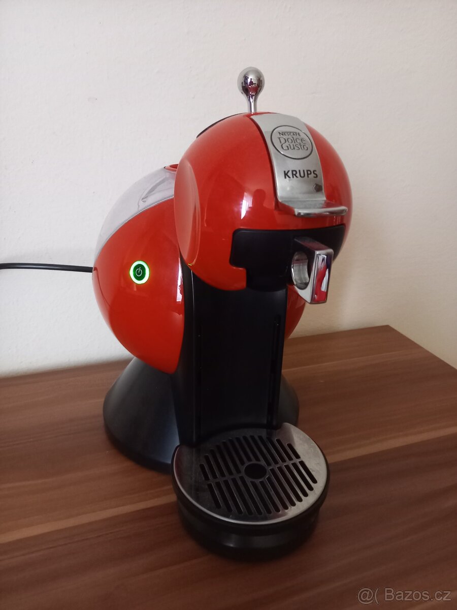 KÁVOVAR DOLCE GUSTO