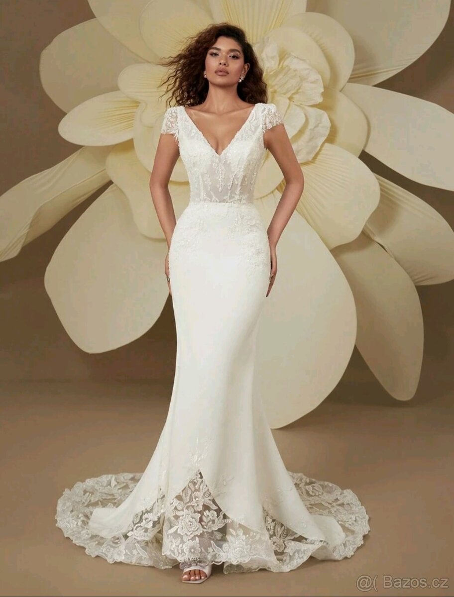 Svatební šaty
