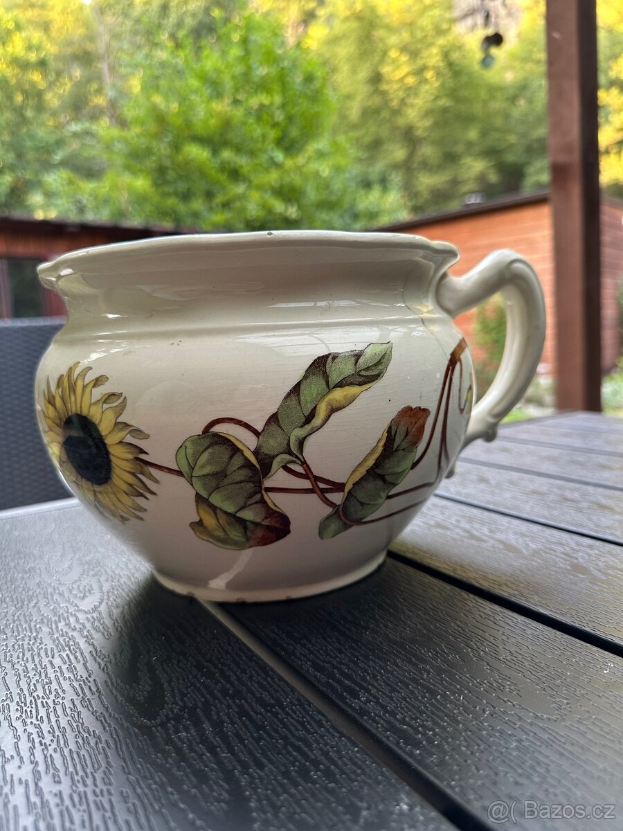 Porcelánový nočník