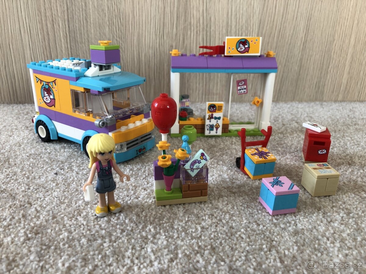 LEGO Friends - Dárková služba v městečku Heartlake 41310