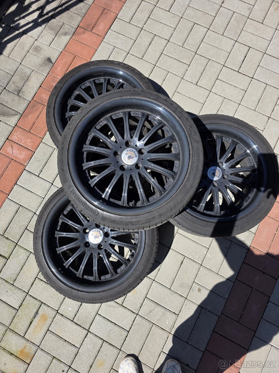 5×114.3 R18 225/40