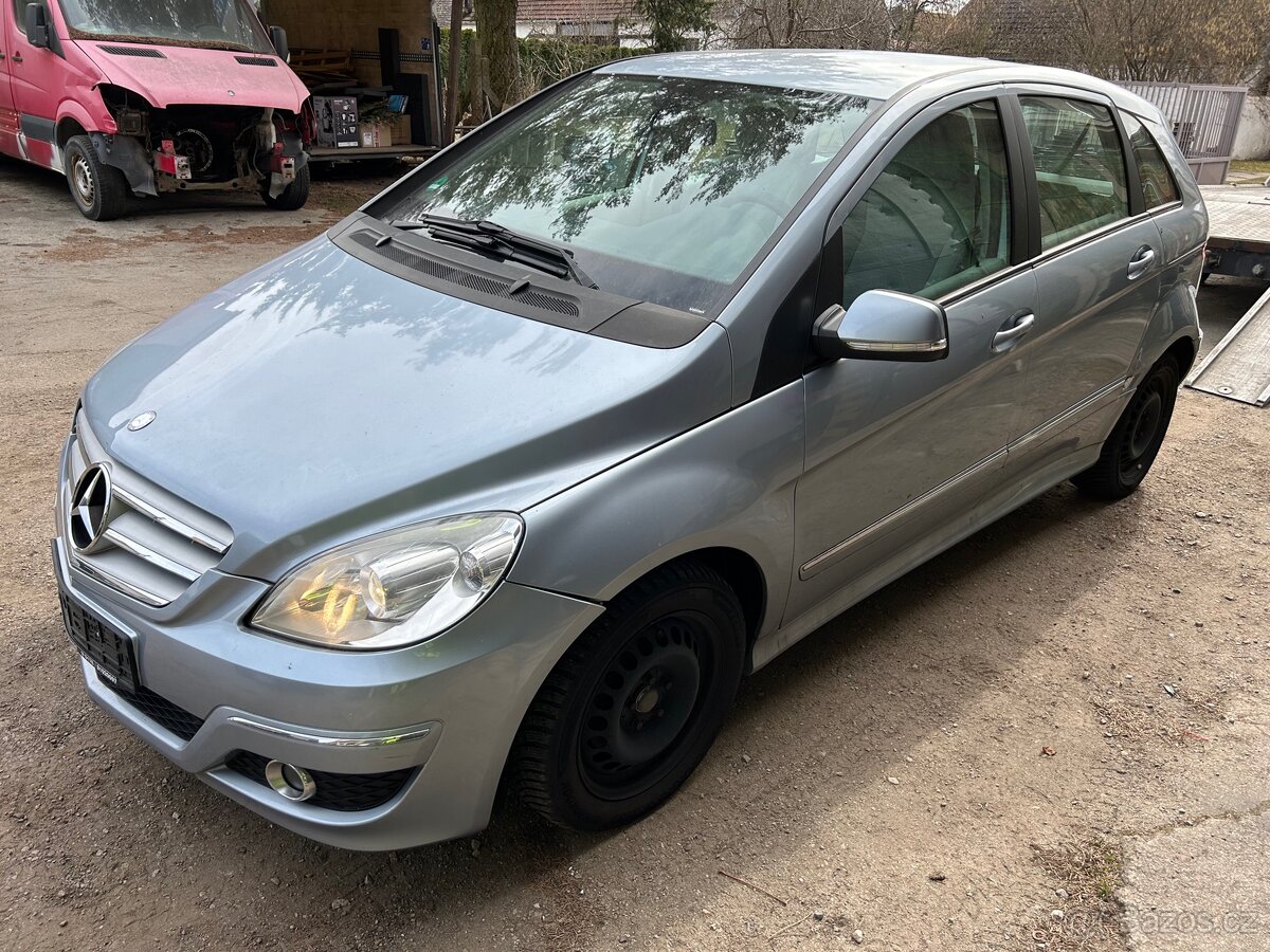 MB w245 2.0i 100Kw r.v. 2009