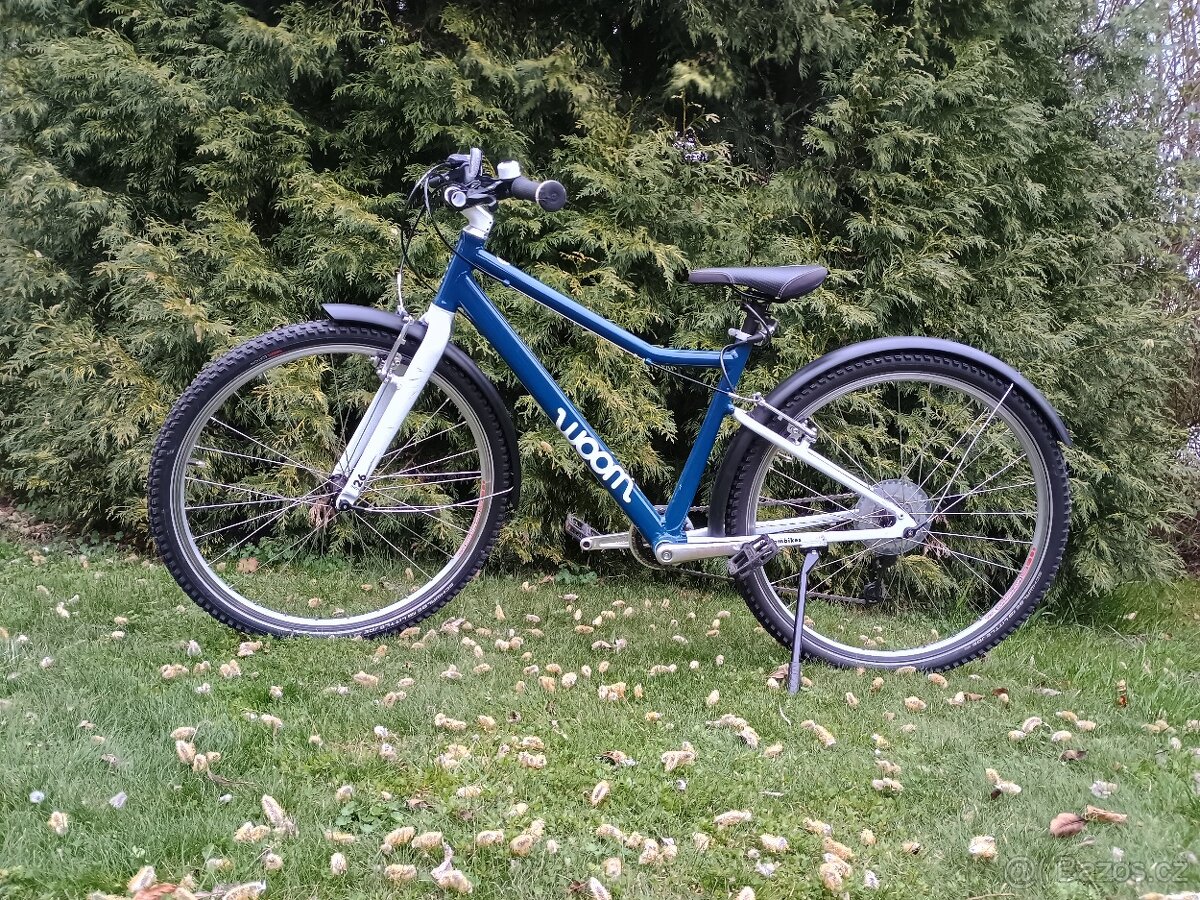 Woom 6 (26") lehké kolo, orig. blatníky a stojánek