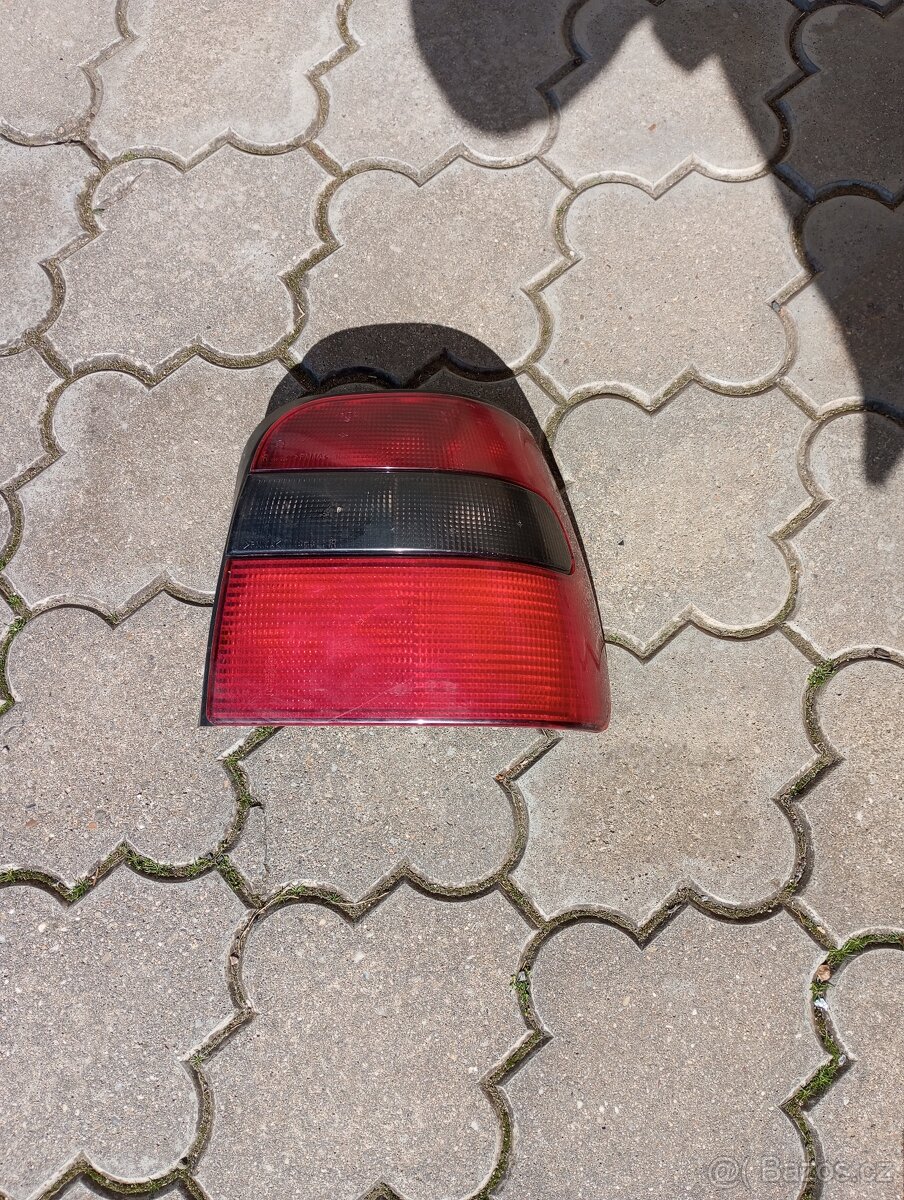 Škoda Felicia -zadní pravé světlo