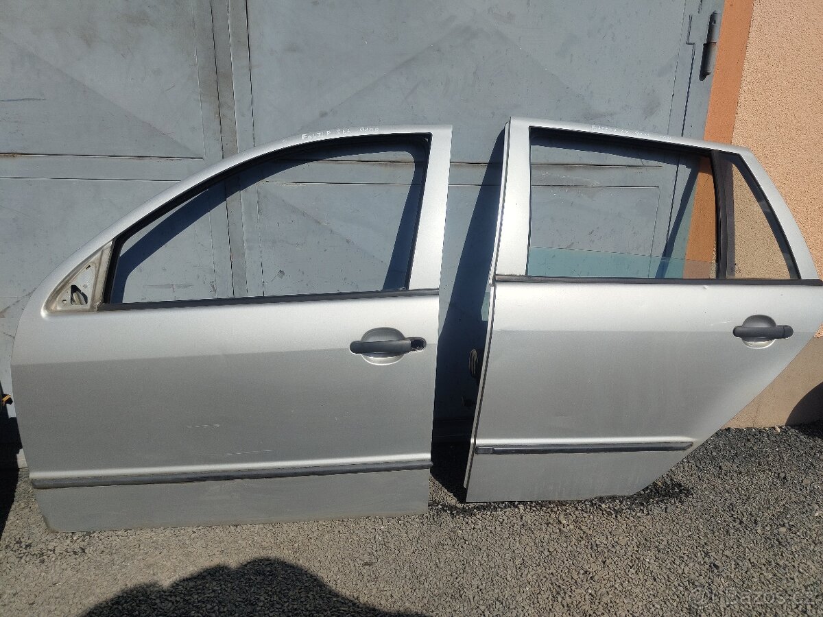 Levé dveře Fabia combi - 9102