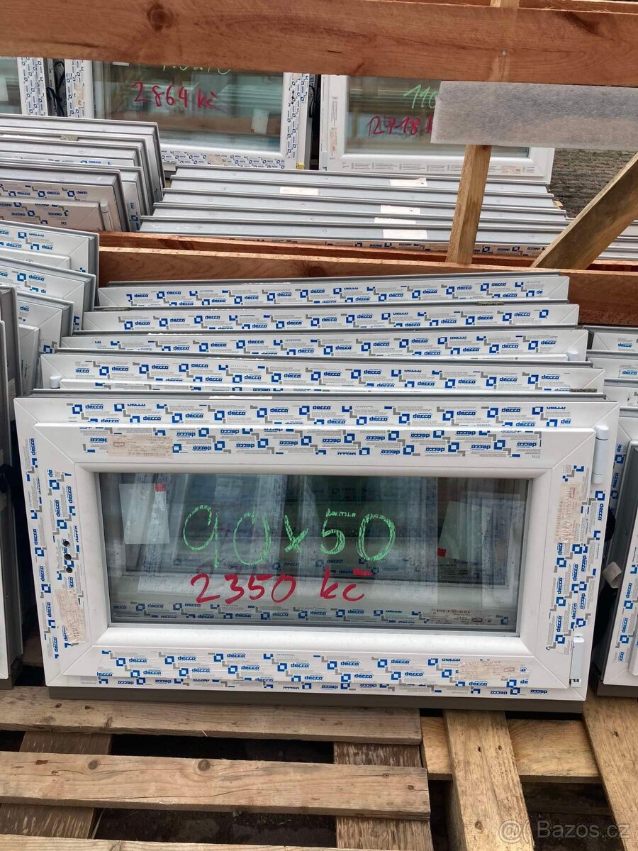 Prodám plastové okno 90x50