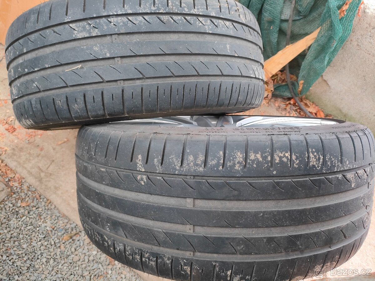 Letní pneu 235/35 R19