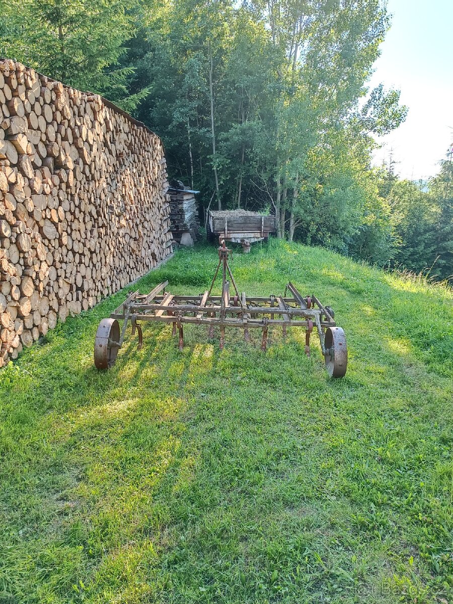 Kultivátor KHN-280 + brány