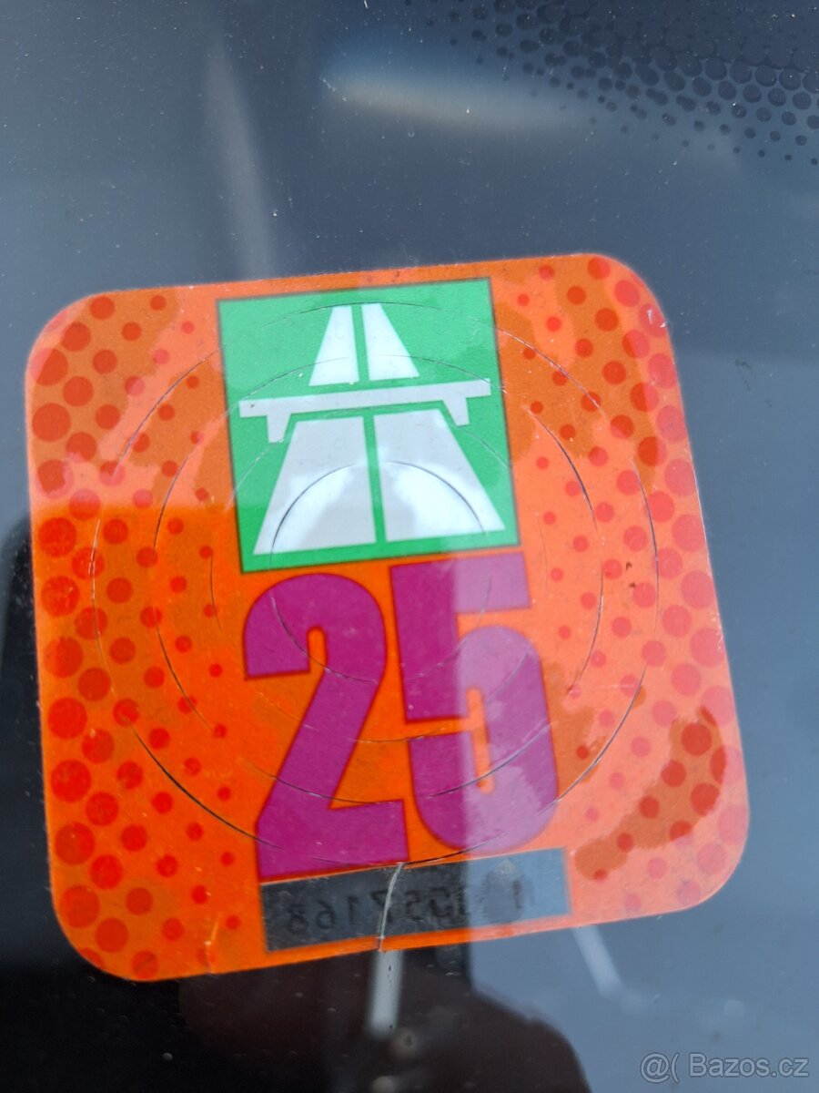 Svycarska dálniční znamka