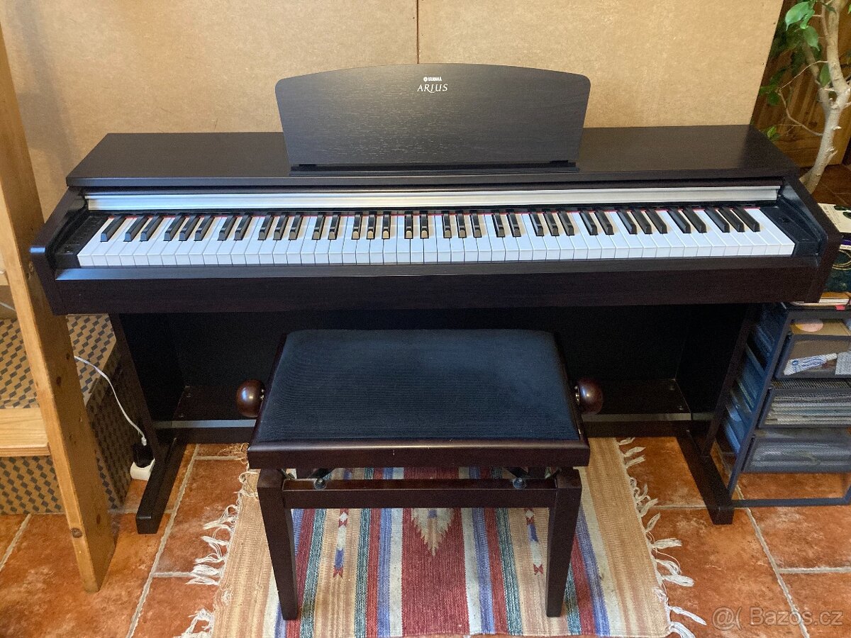 Digitální piano Yamaha Arius YDP 141