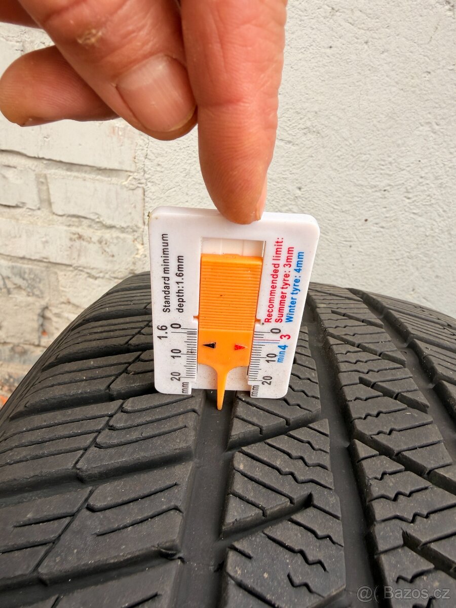 Zimní pneu Barum Polaris 5 235/45 R18 (3 sezony jeté)