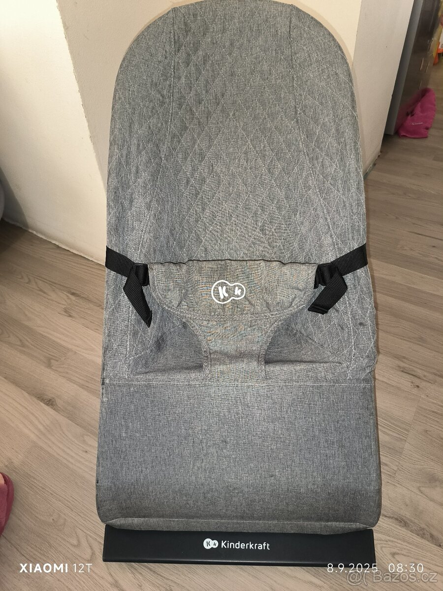 Dětské houpací lehátko