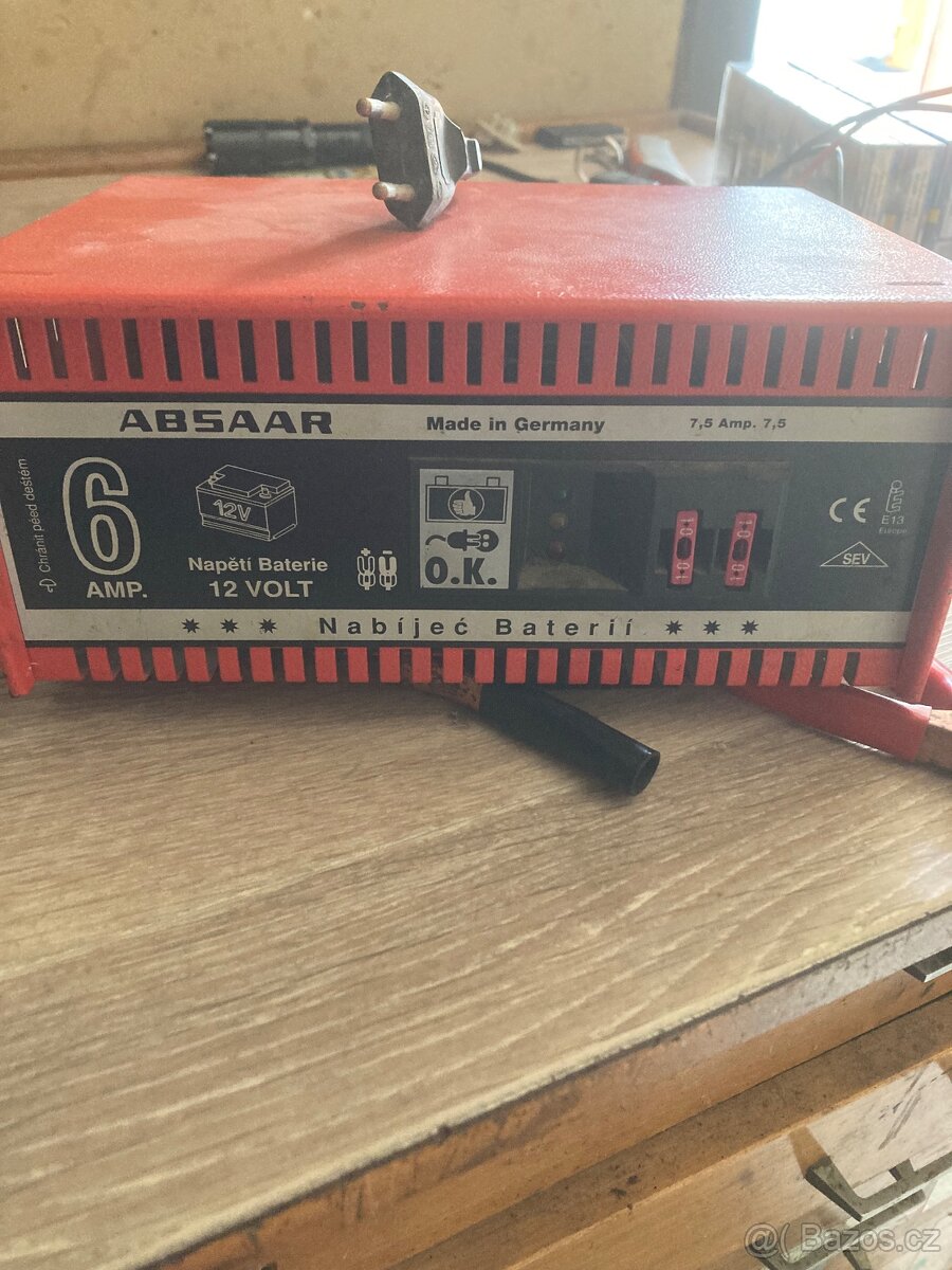 Nabiječka autobaterií