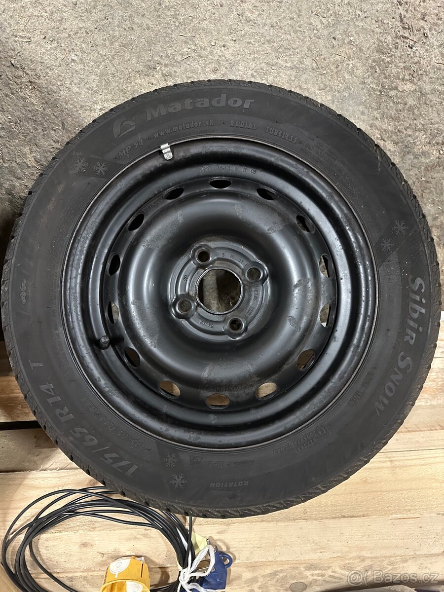 4x100 175/65 14T Matador