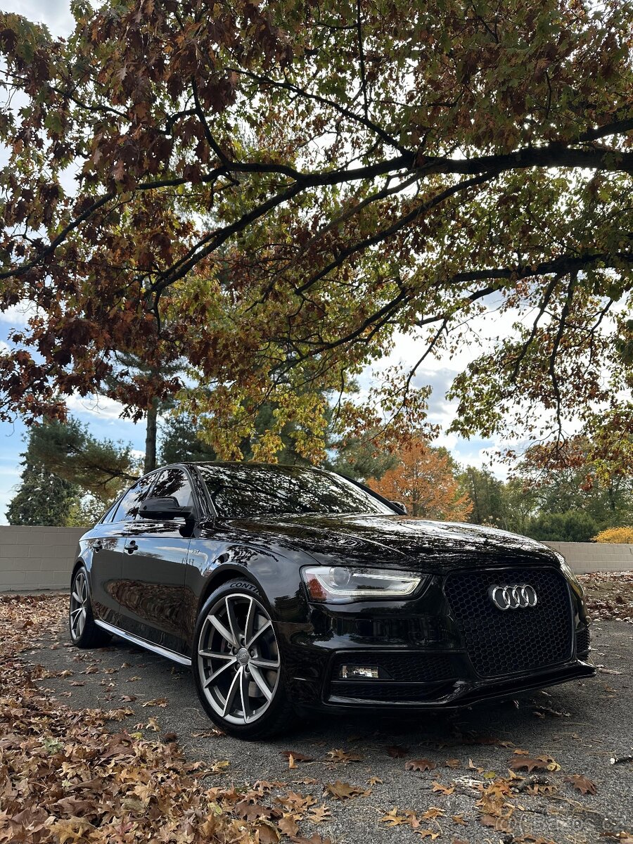 Audi OEM R20 8.5Jx20 ET36 - Flower Petal