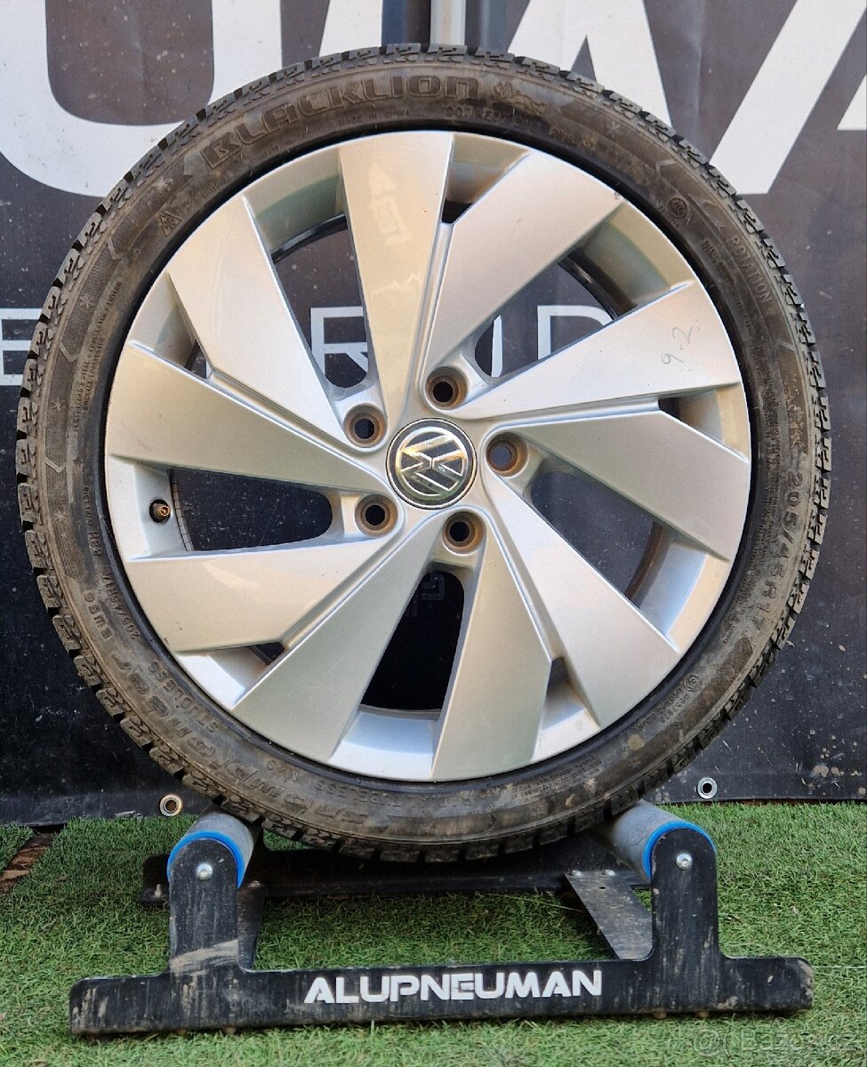 5x112 vw golf 8 R17 +❄️ zimní  pneu ZÁNOVNÍ STAV