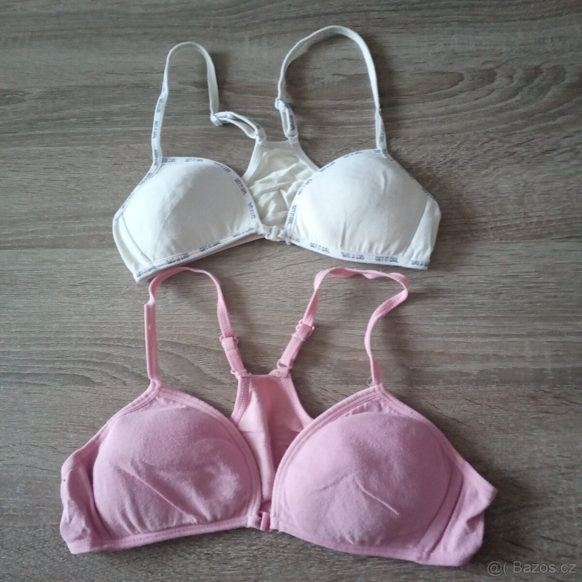 Dívčí nejmenší podprsenka vel. 65AA