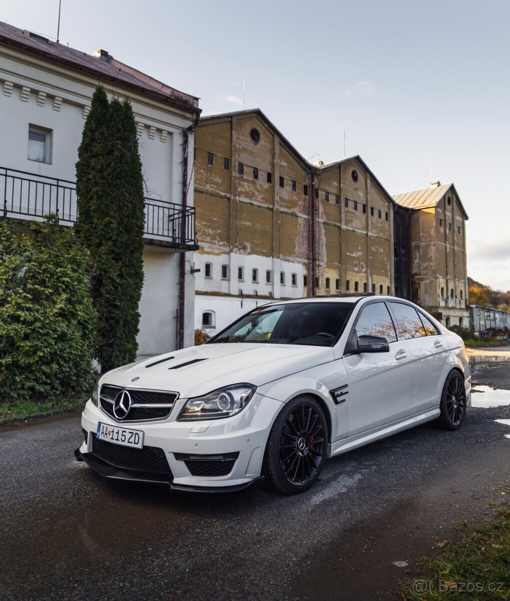 Mercedes-Benz C63