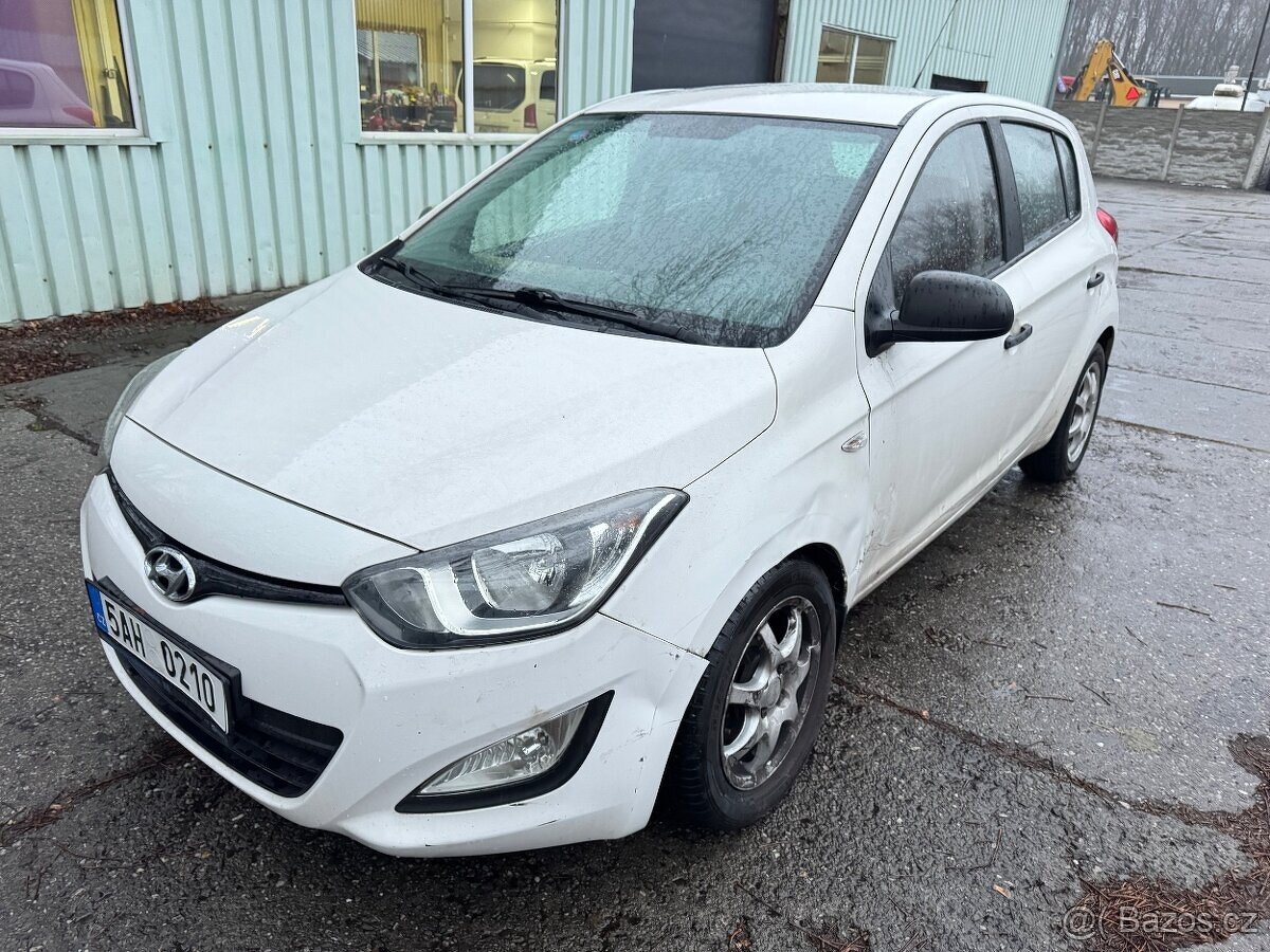 HYUNDAI I20 1,2 62KW,ROK 2013,NAJ 180TKM,KLIMA,DOHODA