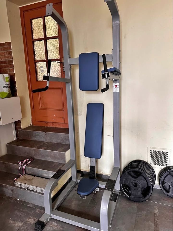 Masivní hrazda a bradla (dipy) – pevná konstrukce, profi