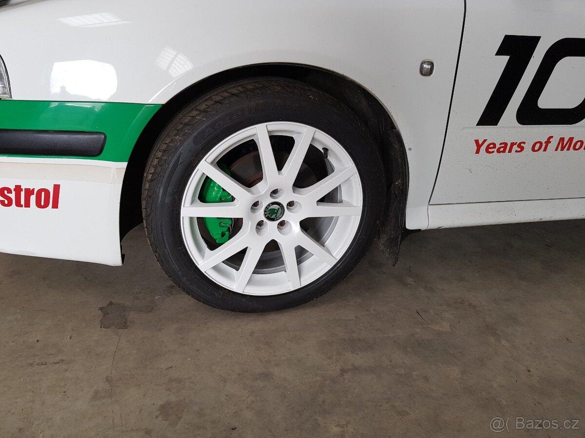 Škoda Octavia RS vRS Motorsport 100 limitka číslo 75 RHD