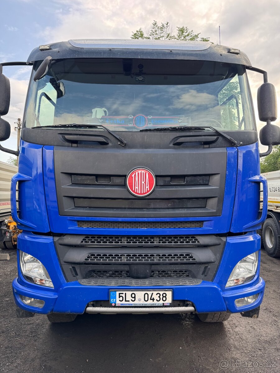 Tatra Phoenix 6x6  T158/II