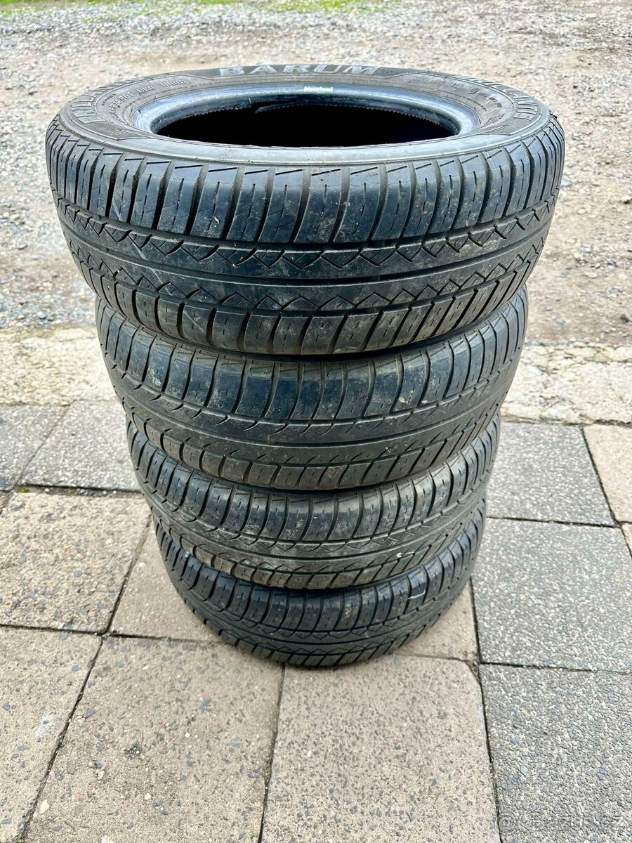 Prodám sadu letních pneumatik Barum