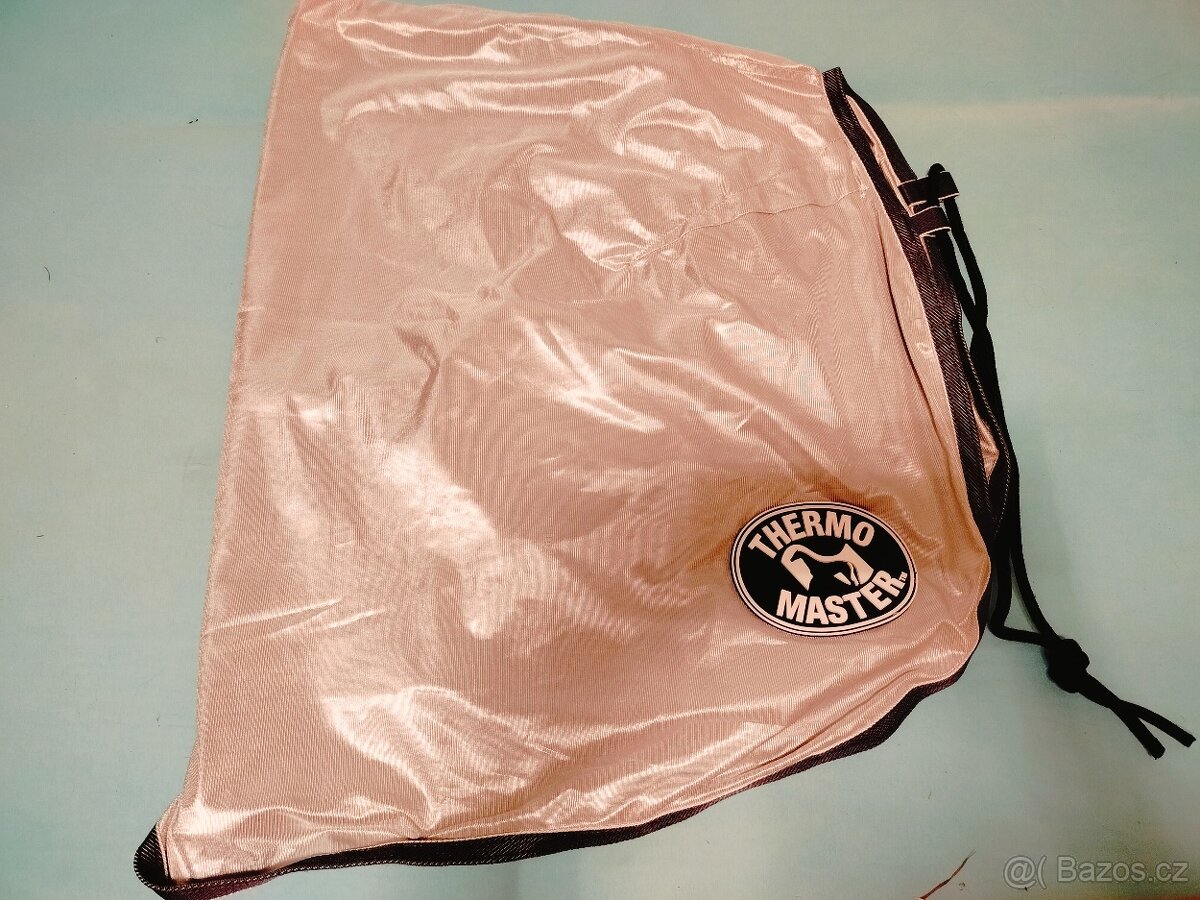 Síťová bederní deka