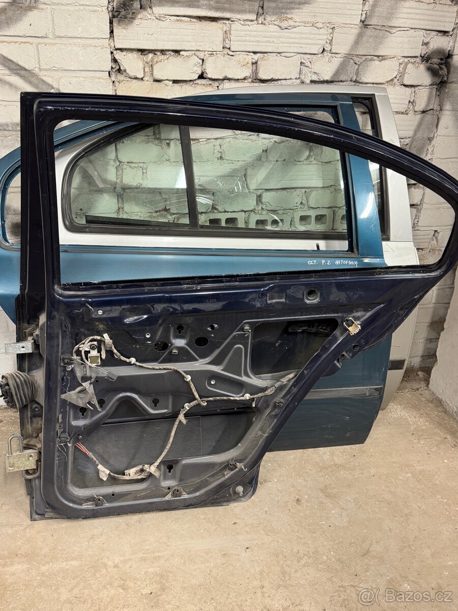 Škoda Octavia 1 sedan, PZ dveře - 10