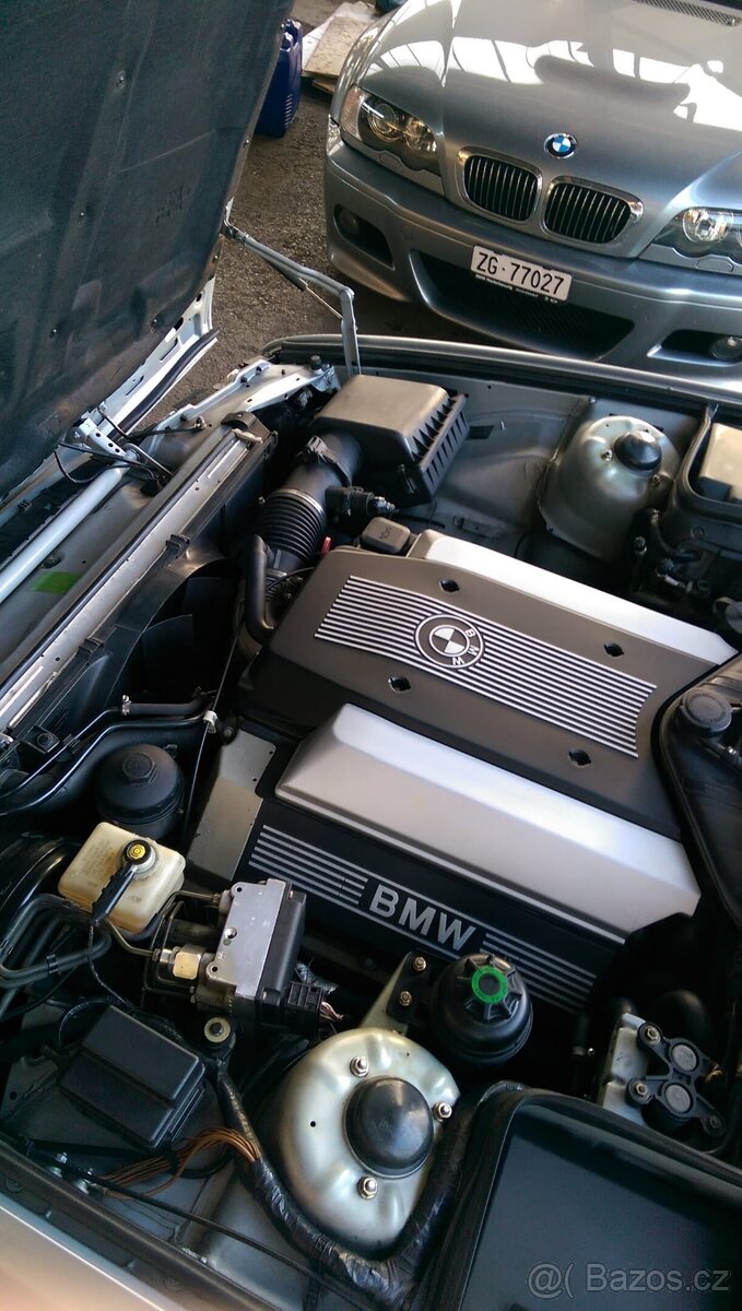 BMW E34 540i Manual - 10