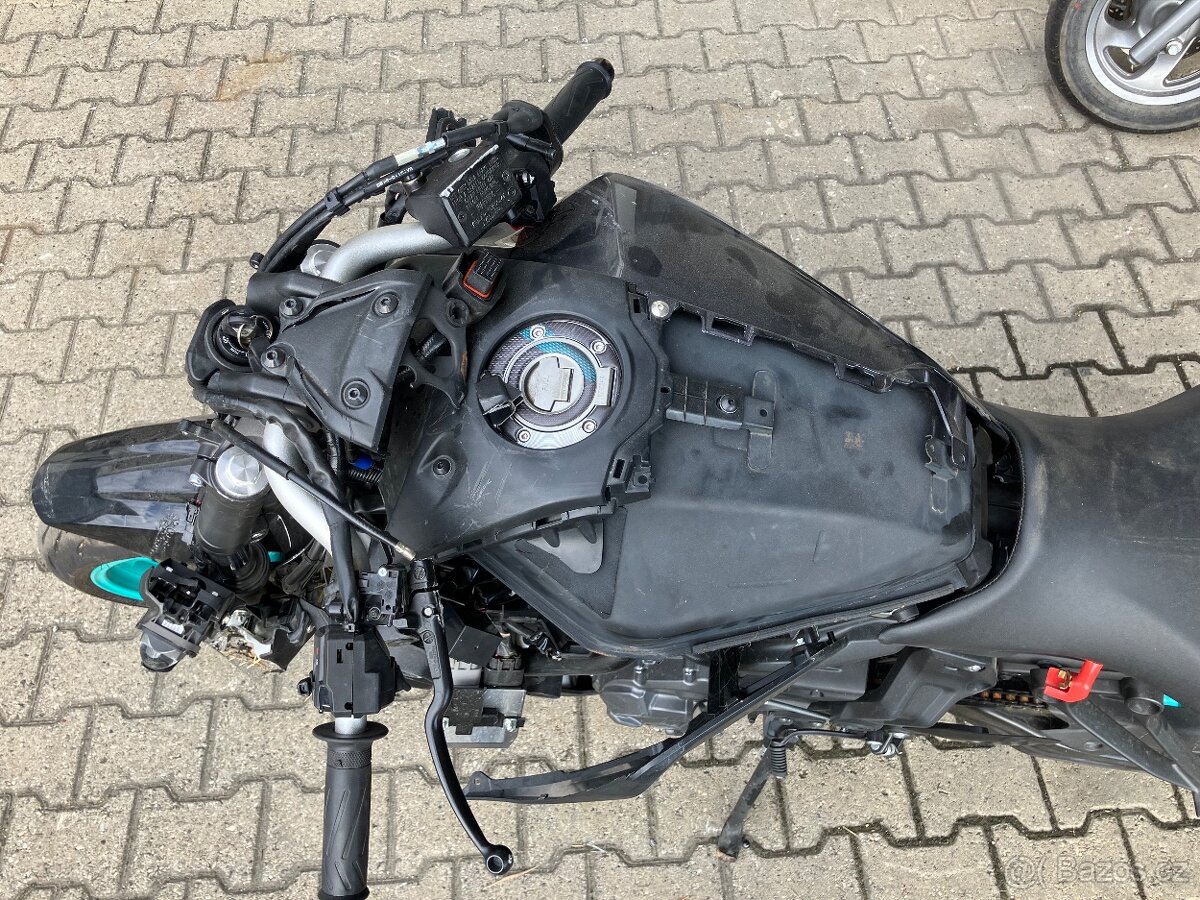 Yamaha MT07 rok 11/2024 jen 3.000 km - 10
