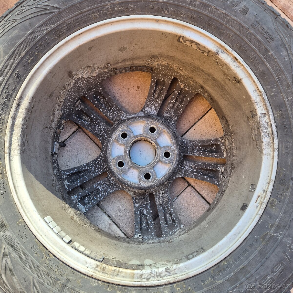 Prodám zimní gumy + disky HONDA pro CR-V - 10