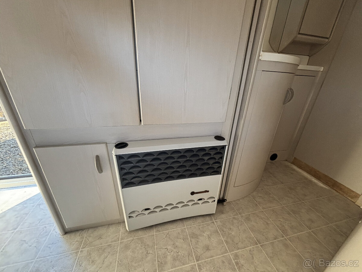 Karavan Hobby 495 - 10